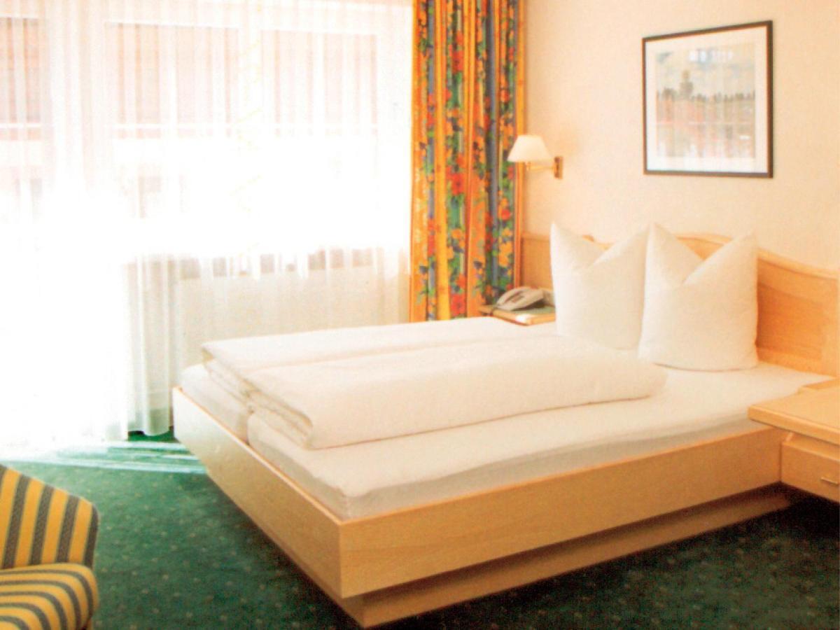 Hotel Garni Angelika Ischgl Zimmer foto